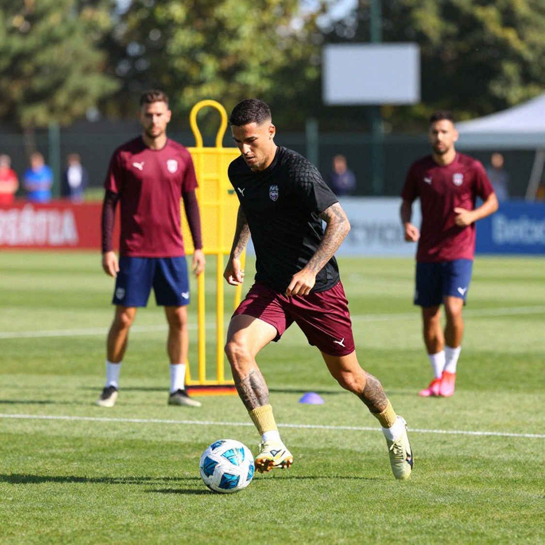 Mbappé và Quả Bóng Vàng 2026: Một lời tuyên bố, một canh bạc kỳ vọng ở Bernabéu